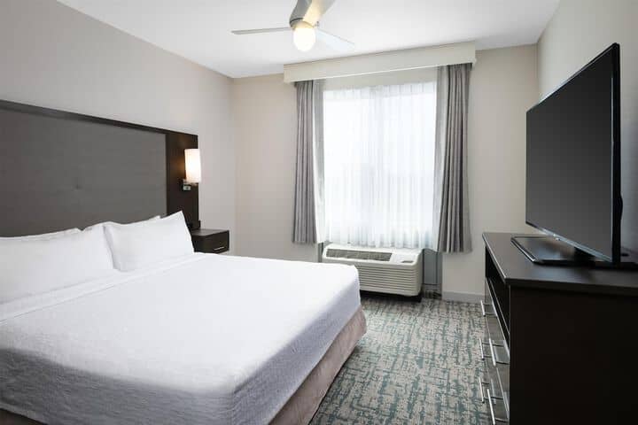 Room 17 of 54