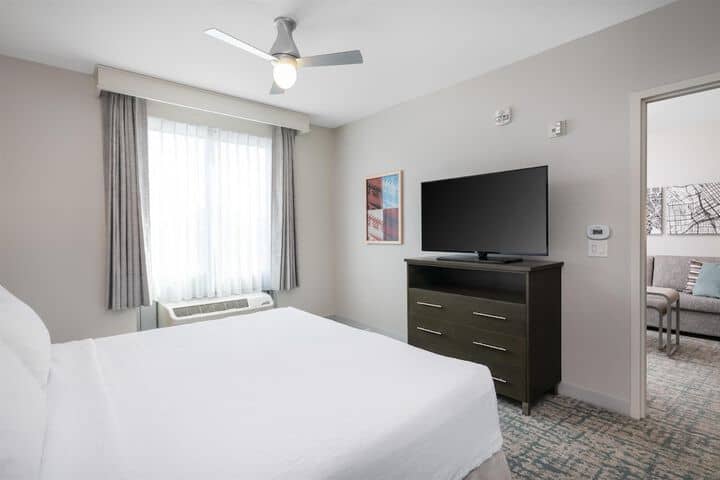 Room 18 of 54